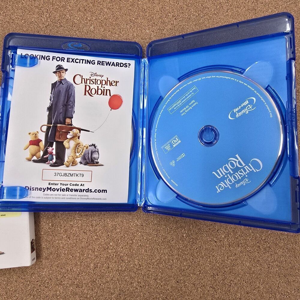 Christopher Robin Blu-ray and DVD Set Walmart Exclusive - Picture 4 of 7